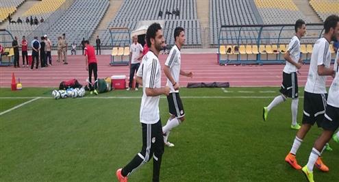 صلاح يتدرب منفرداً في برج العرب بعد نهاية ودية مالاوي